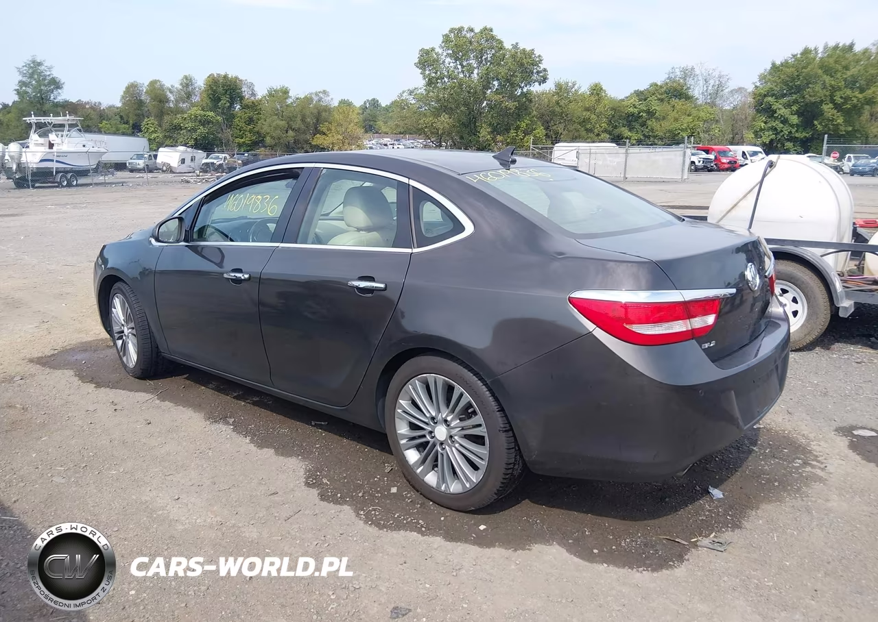 2014 Buick Verano Leather Group VIN:1G4PS5SK3E4185676 - 3