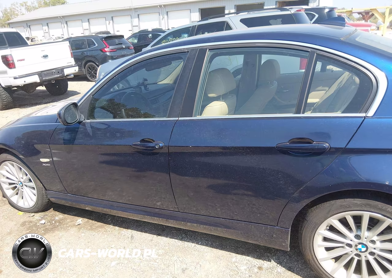 2011 BMW 335I xDrive VIN:WBAPL5G50BNN22666 - 14