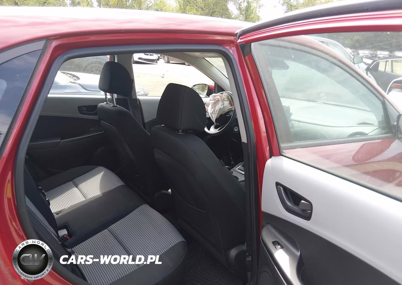 2019 Hyundai Kona Se VIN:KM8K12AA8KU320005 - 8