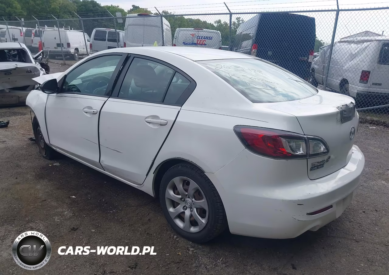 2012 Mazda Mazda3 I Sport VIN:JM1BL1UG7C1518201 - 3