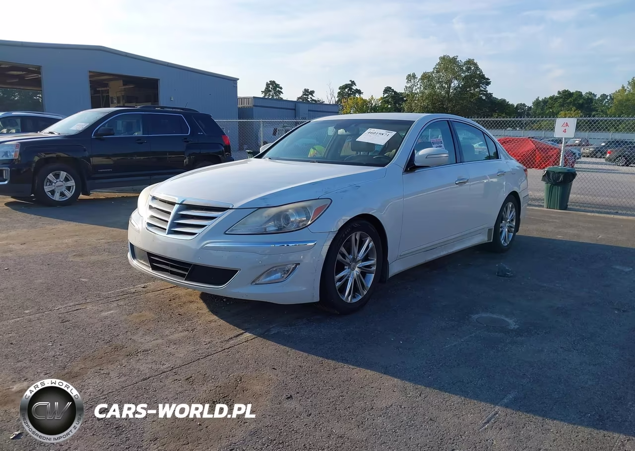 2013 Hyundai Genesis 3.8 VIN:KMHGC4DD6DU239962 - 2