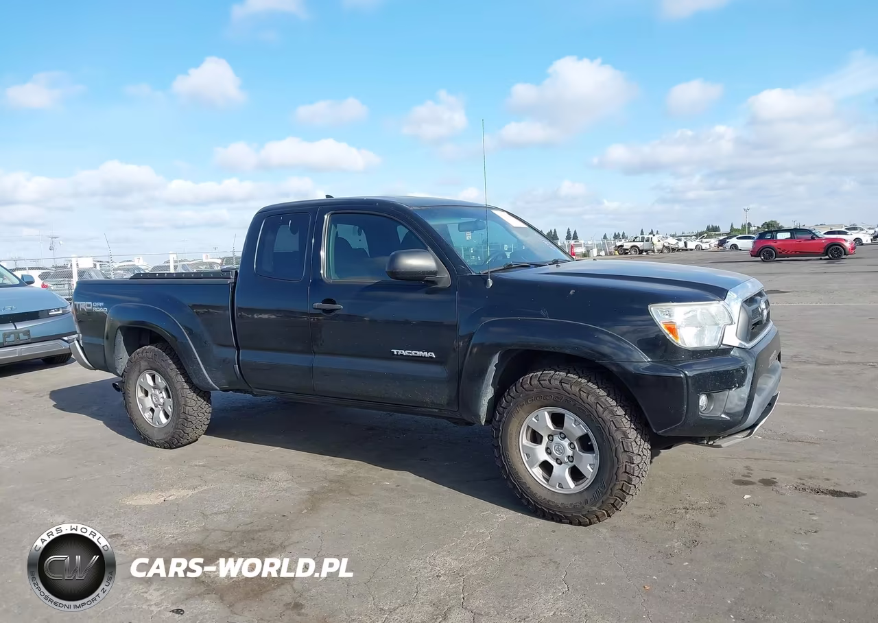 2015 Toyota Tacoma Base V6 VIN:5TFUU4EN5FX132222 - 13