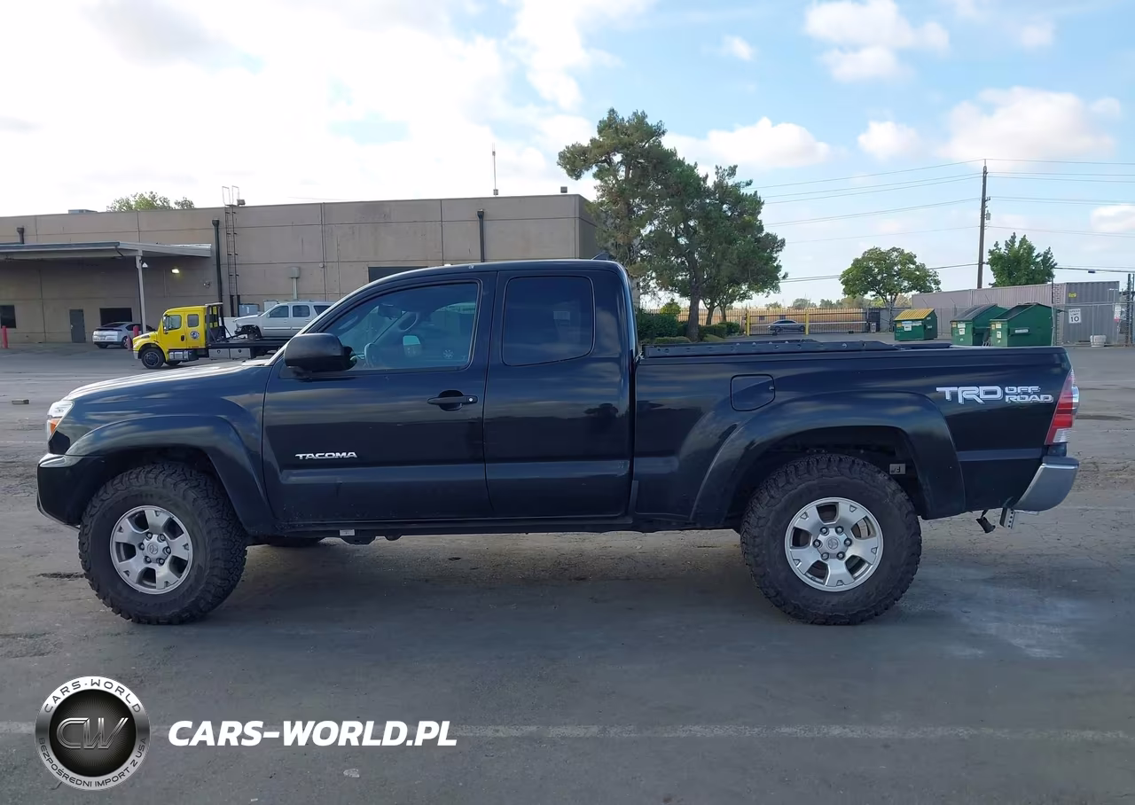 2015 Toyota Tacoma Base V6 VIN:5TFUU4EN5FX132222 - 14