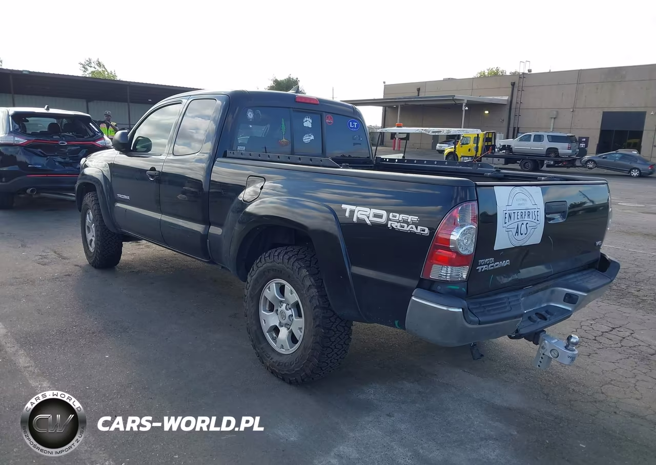 2015 Toyota Tacoma Base V6 VIN:5TFUU4EN5FX132222 - 3