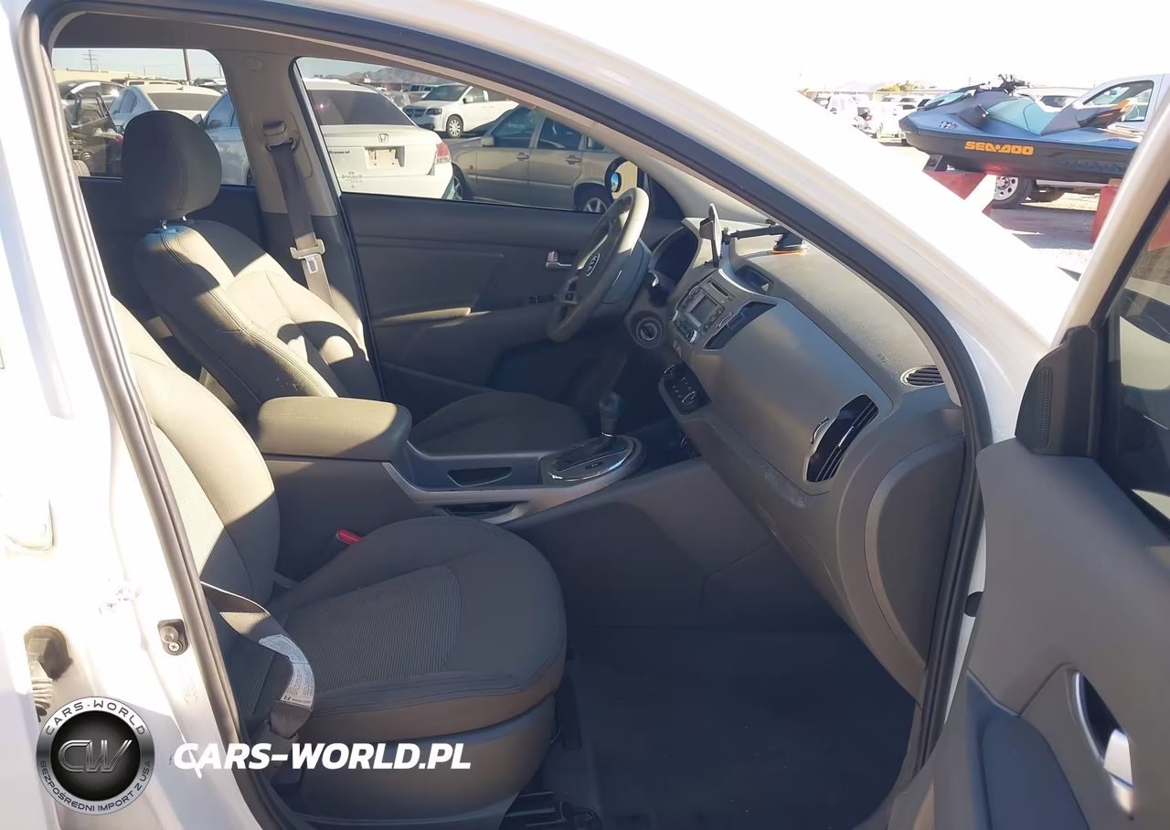 2014 Kia Sportage Lx VIN:KNDPBCAC3E7560581 - 5
