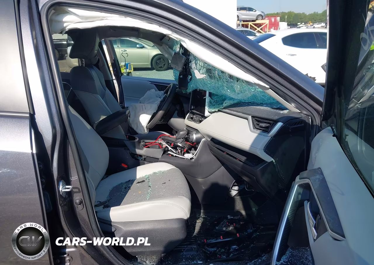2024 Toyota Rav4 Xle Premium VIN:2T3A1RFV1RC397821 - 5