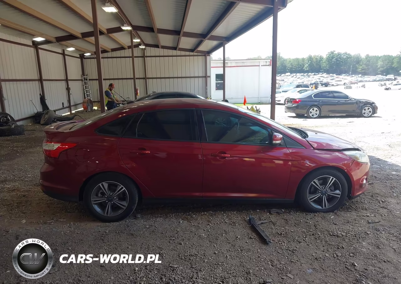 2014 Ford Focus Se VIN:1FADP3F23EL204035 - 13