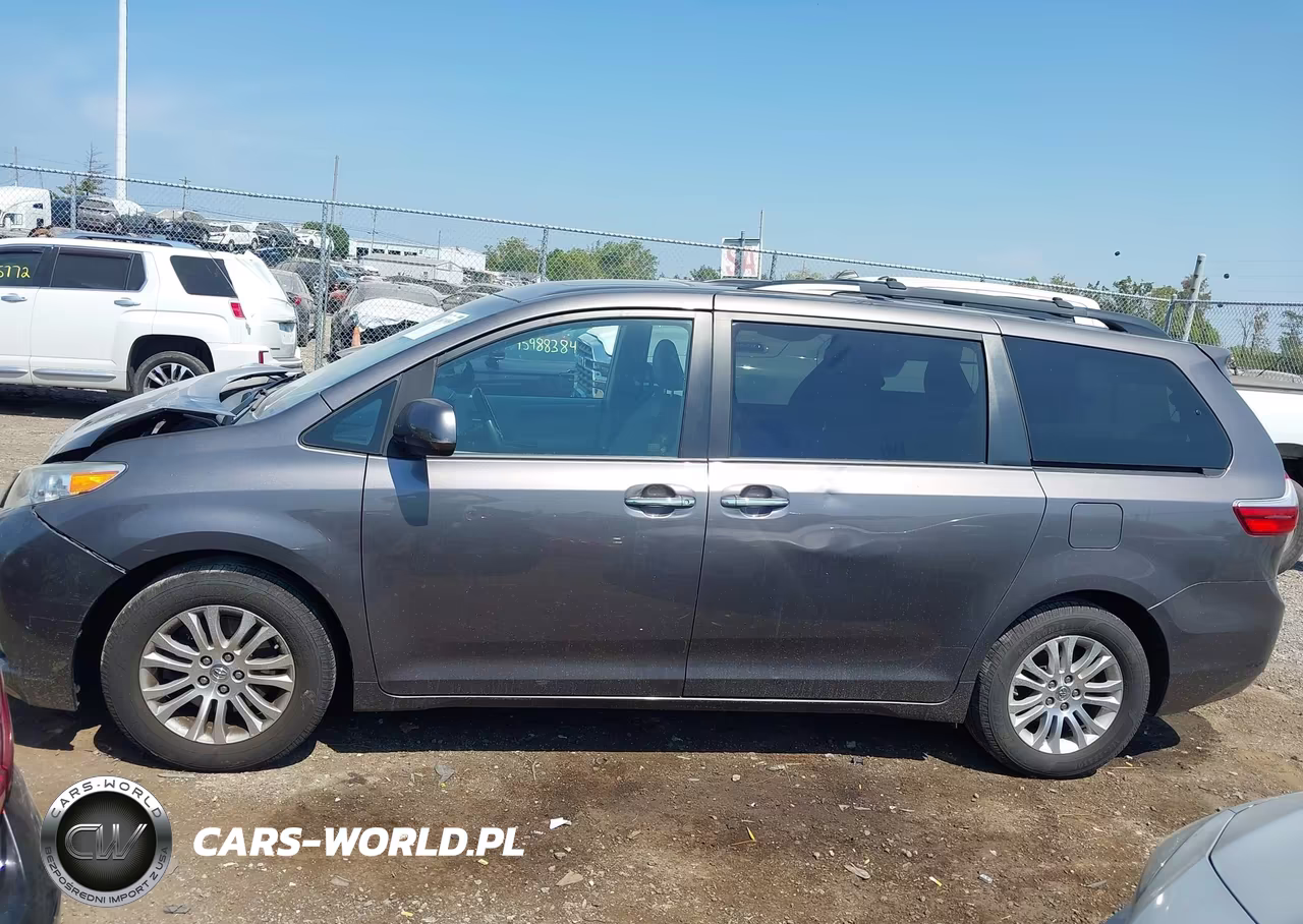 2016 Toyota Sienna Xle 8 Passenger VIN:5TDYK3DC2GS701472 - 14