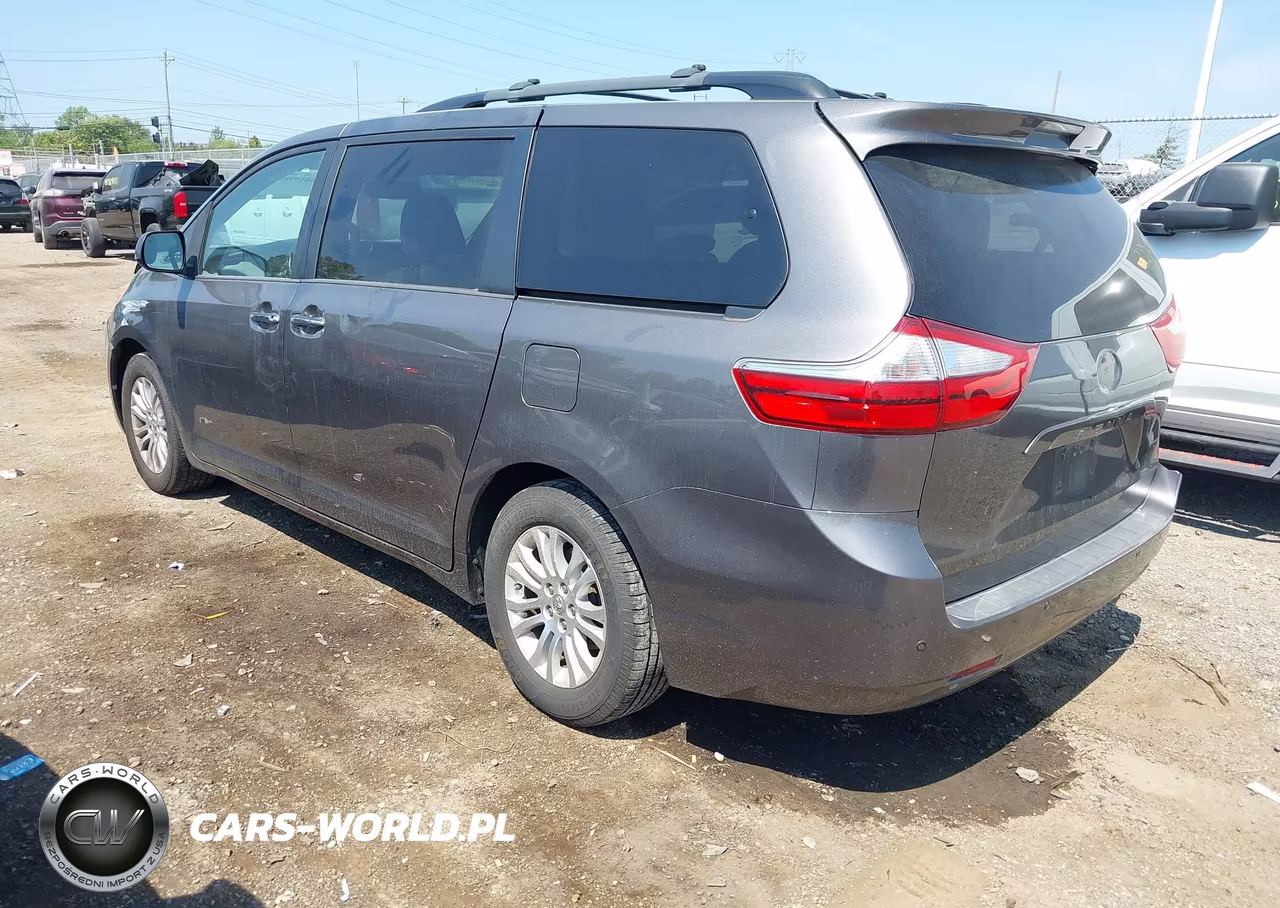 2016 Toyota Sienna Xle 8 Passenger VIN:5TDYK3DC2GS701472 - 3