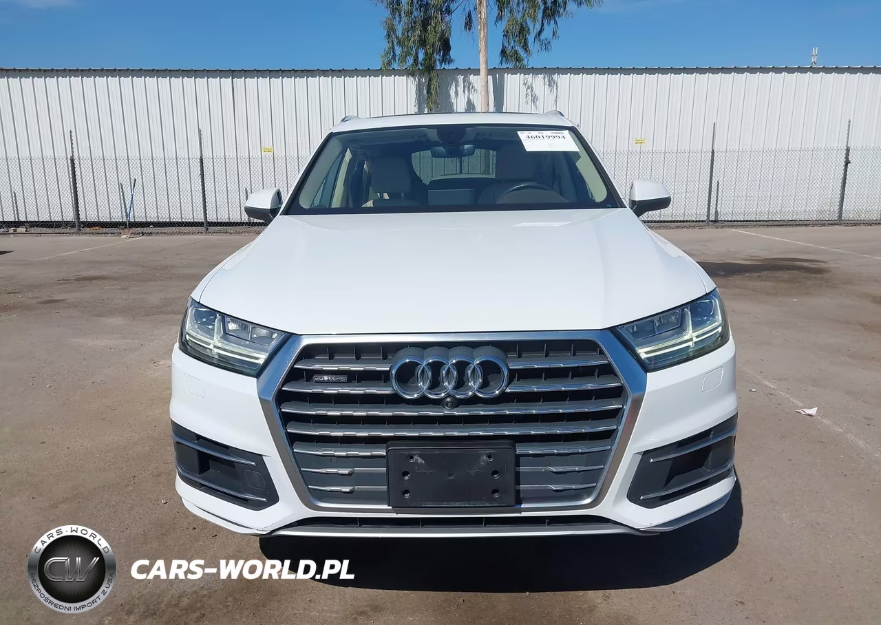 2019 Audi Q7 45 Premium VIN:WA1AHAF70KD046537 - 12