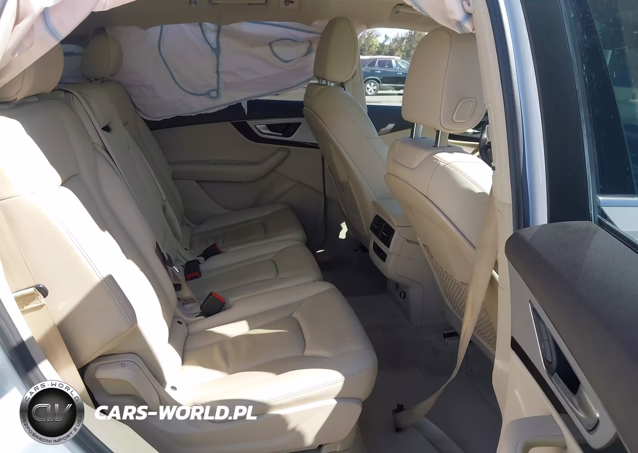 2019 Audi Q7 45 Premium VIN:WA1AHAF70KD046537 - 8