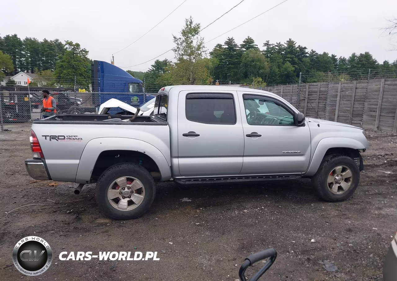 2013 Toyota Tacoma Base V6 VIN:3TMLU4ENXDM112546 - 14