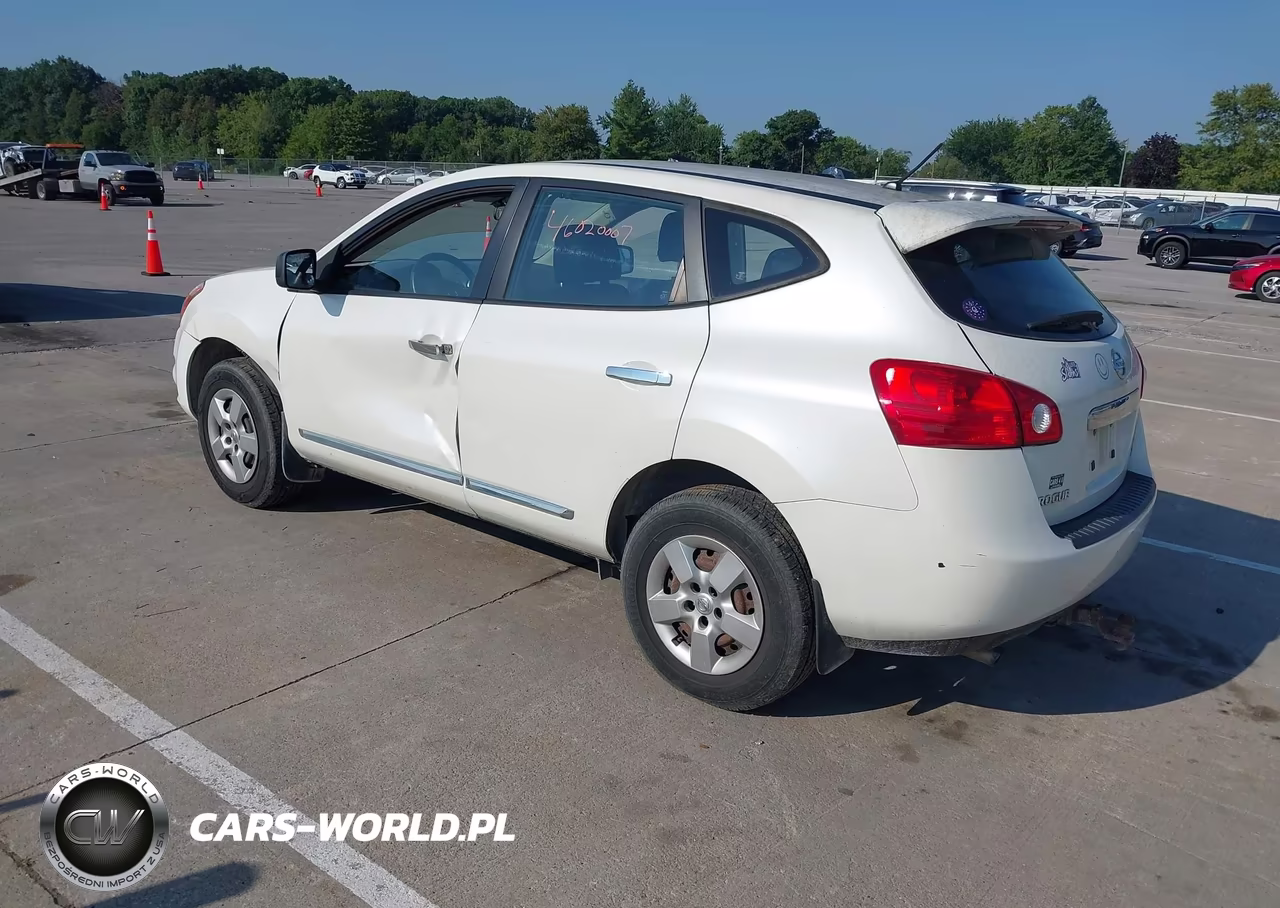 2013 Nissan Rogue S VIN:JN8AS5MV8DW118306 - 3