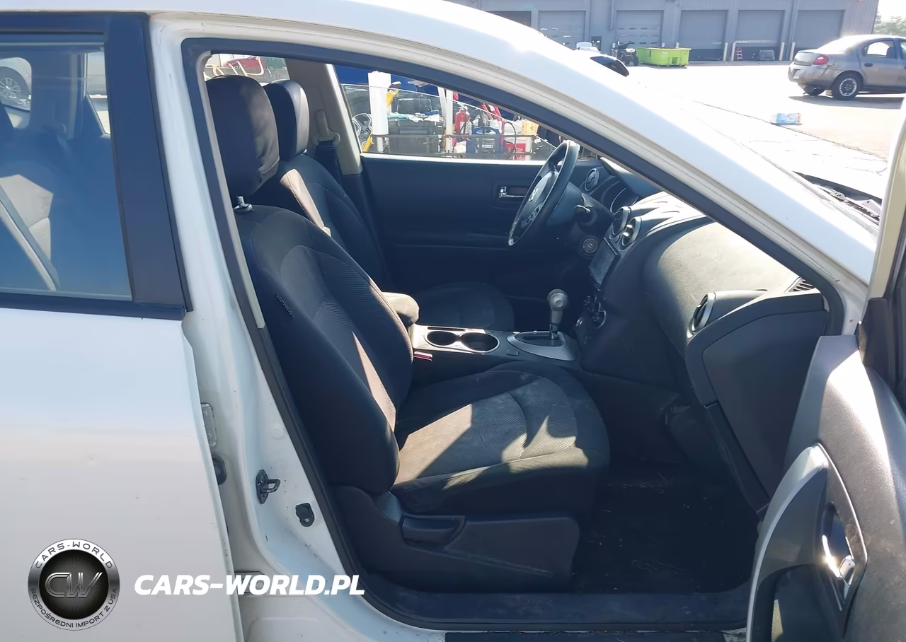 2013 Nissan Rogue S VIN:JN8AS5MV8DW118306 - 5
