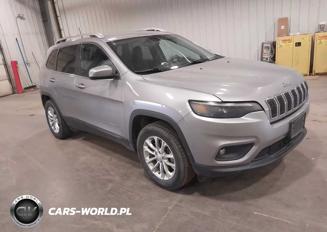 2019 Jeep Cherokee Latitude 4X4 – zdjęcie 1 z 16