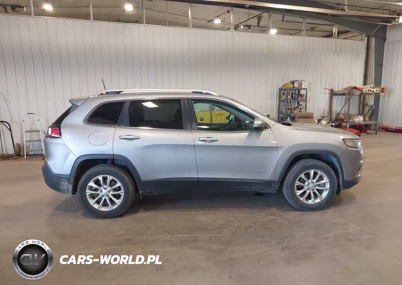 2019 Jeep Cherokee Latitude 4X4 VIN:1C4PJMCB7KD343612 - 13