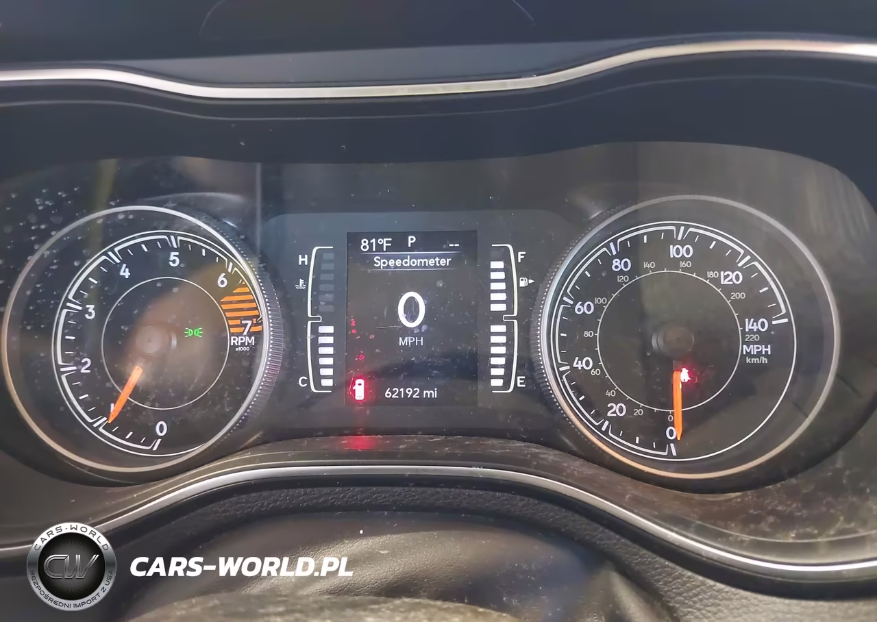 2019 Jeep Cherokee Latitude 4X4 VIN:1C4PJMCB7KD343612 - 7