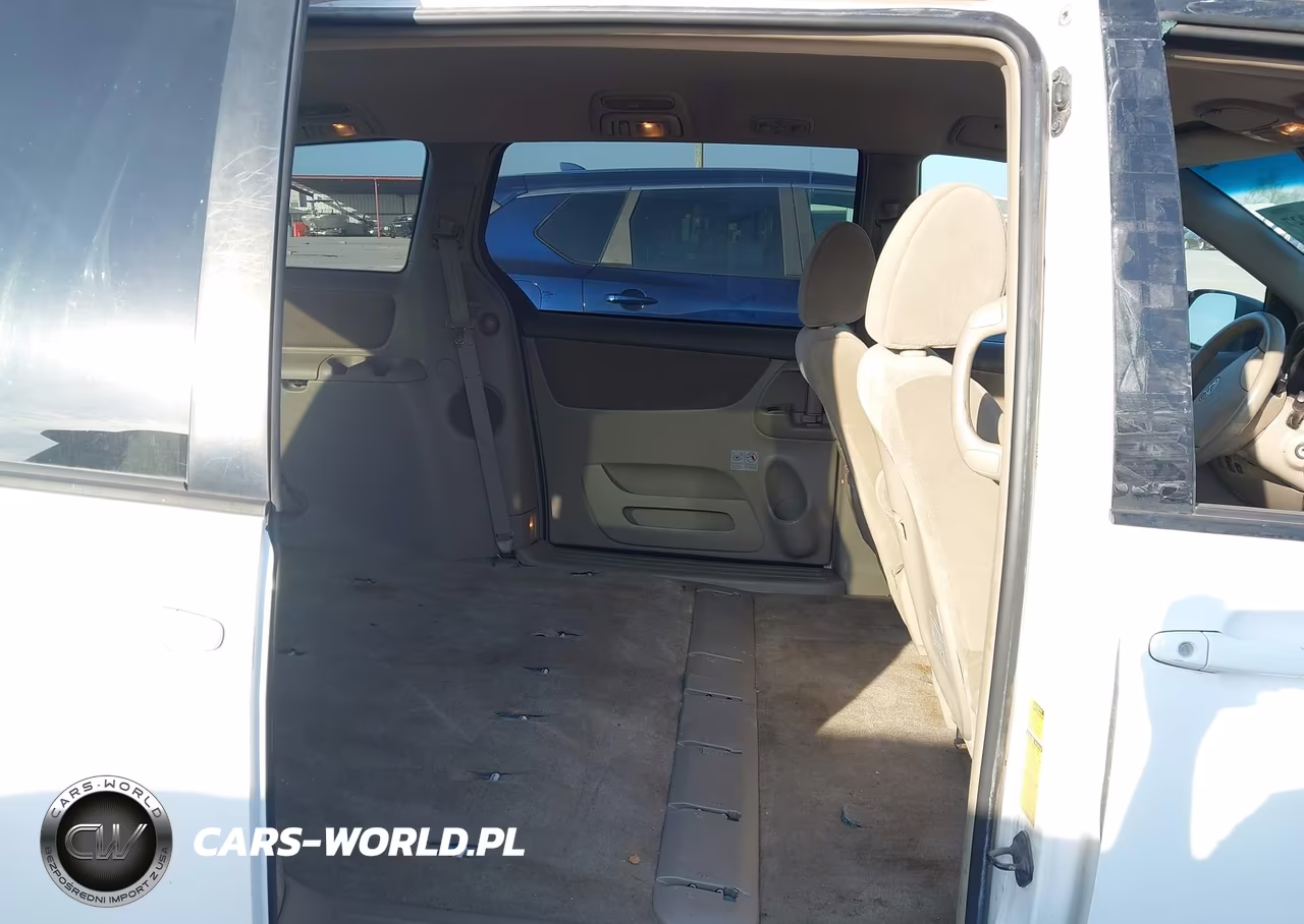 2010 Toyota Sienna Le VIN:5TDKK4CC8AS308953 - 8