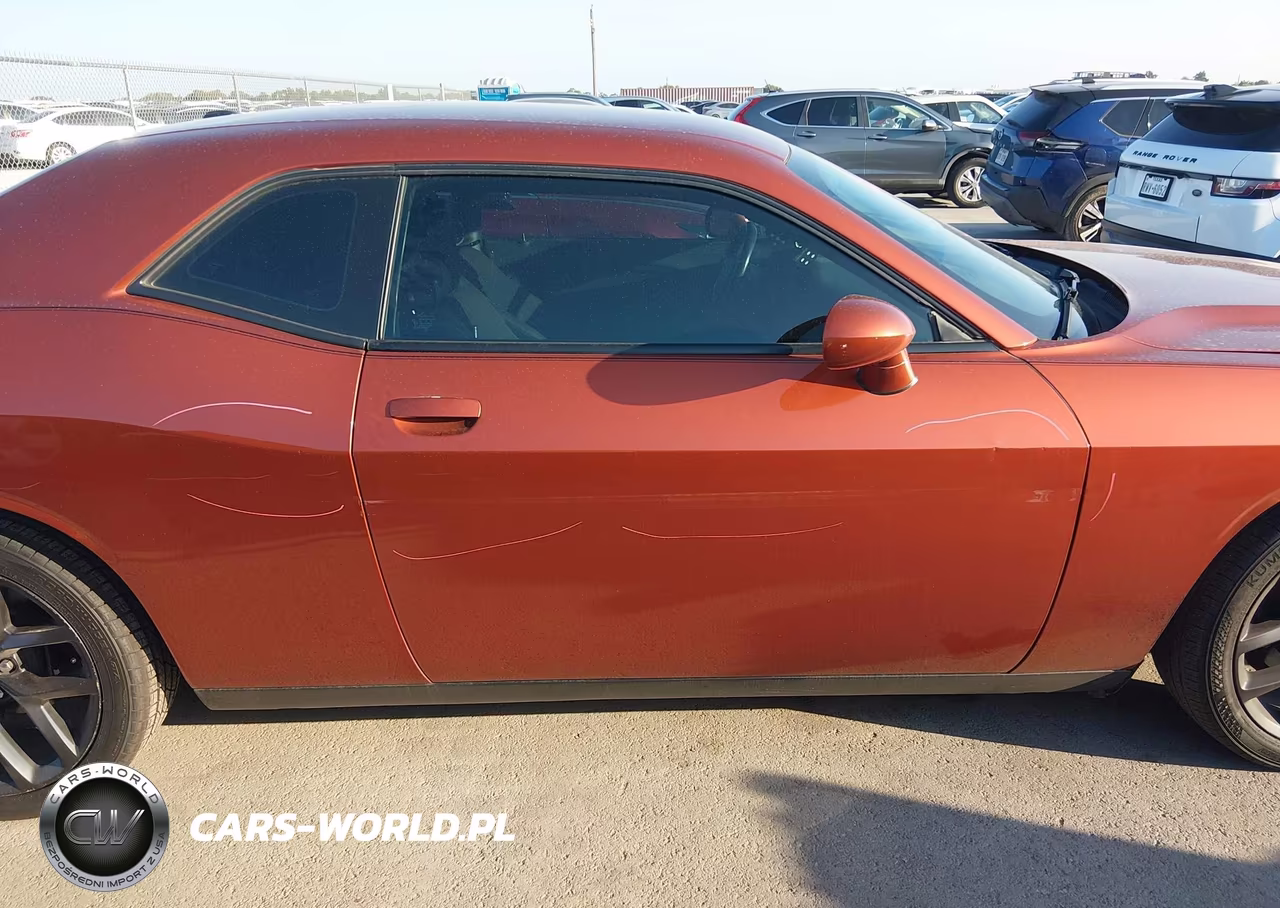 2020 Dodge Challenger Sxt VIN:2C3CDZAGXLH195062 - 14