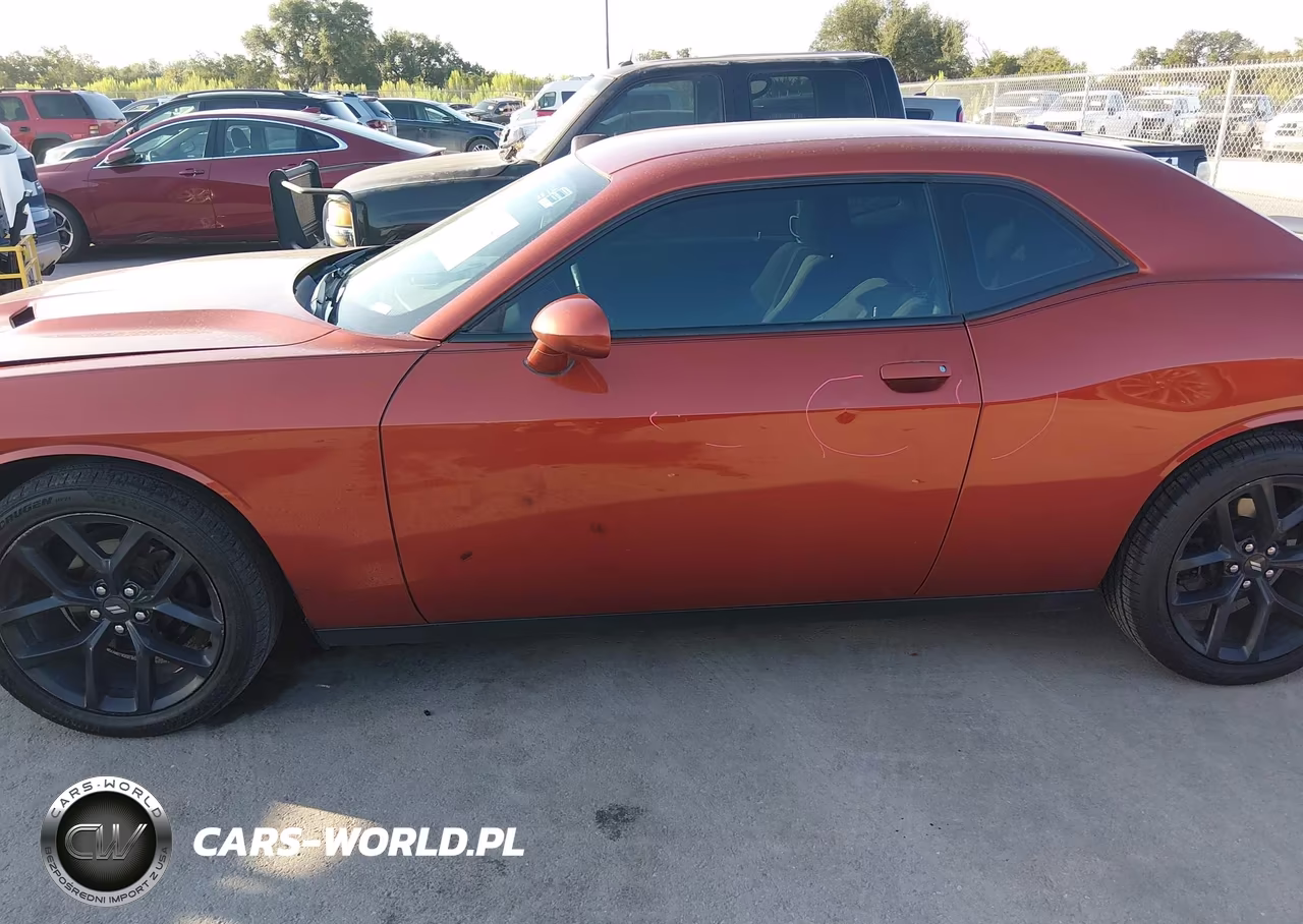 2020 Dodge Challenger Sxt VIN:2C3CDZAGXLH195062 - 15