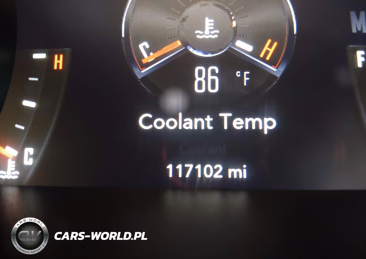 2020 Dodge Challenger Sxt VIN:2C3CDZAGXLH195062 - 16