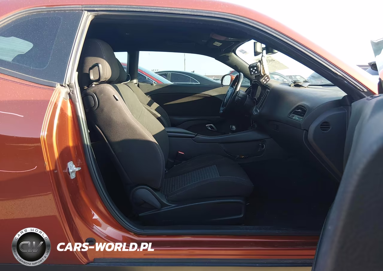 2020 Dodge Challenger Sxt VIN:2C3CDZAGXLH195062 - 5