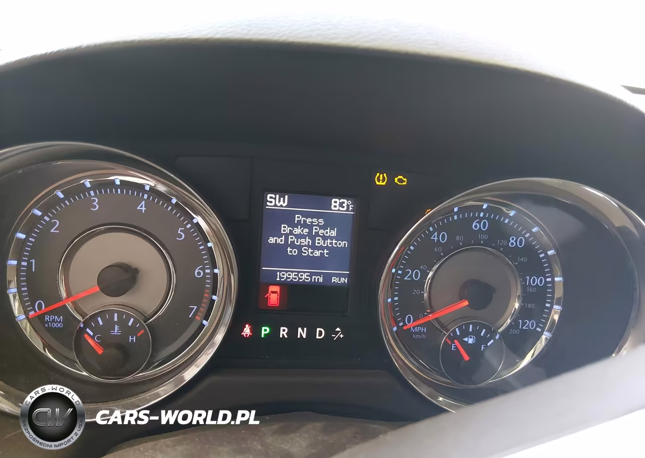 2011 Chrysler Town & Country Touring-L VIN:2A4RR8DG9BR716837 - 7
