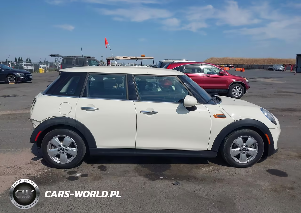 2015 Mini Hardtop Cooper VIN:WMWXS5C51FT828088 - 14