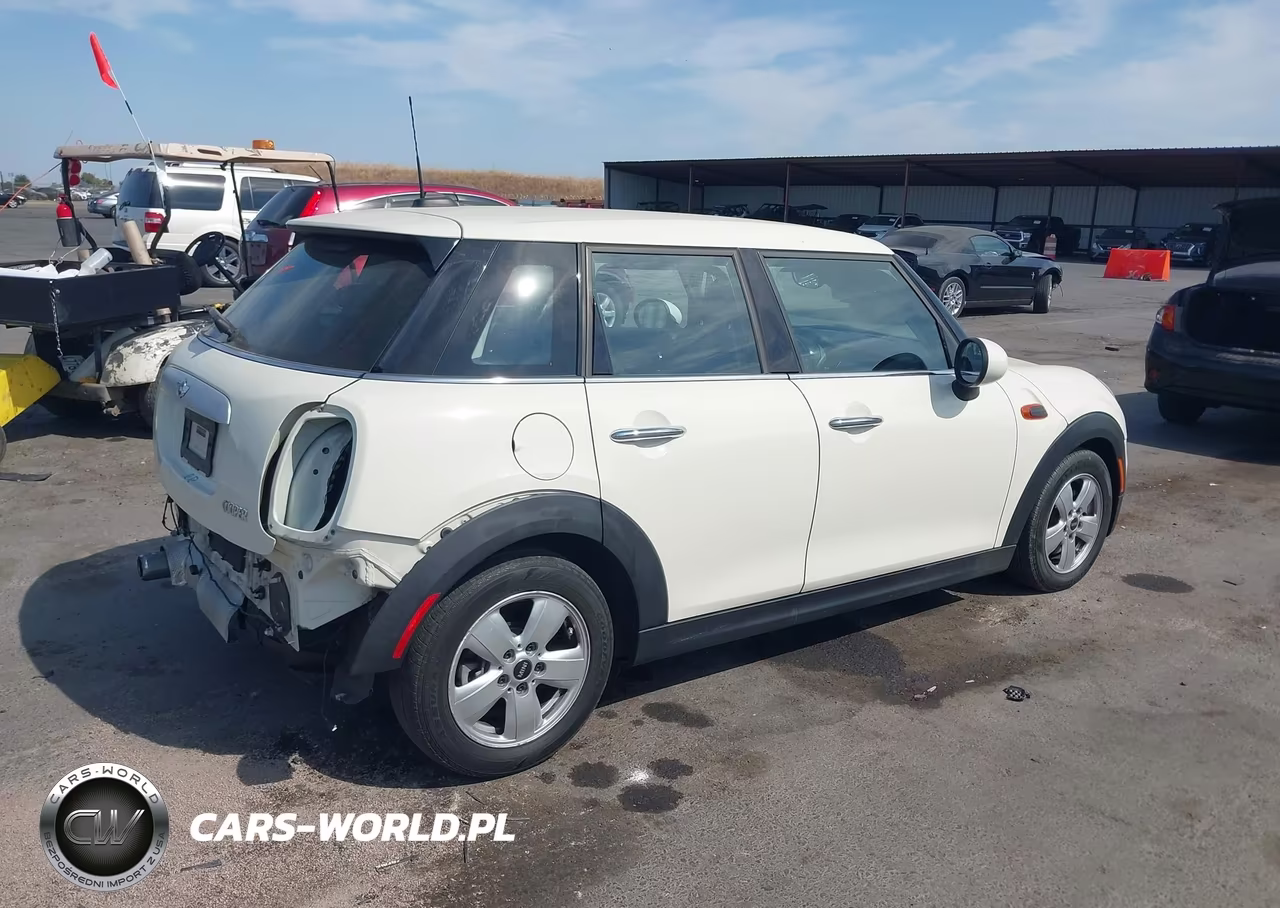 2015 Mini Hardtop Cooper VIN:WMWXS5C51FT828088 - 4