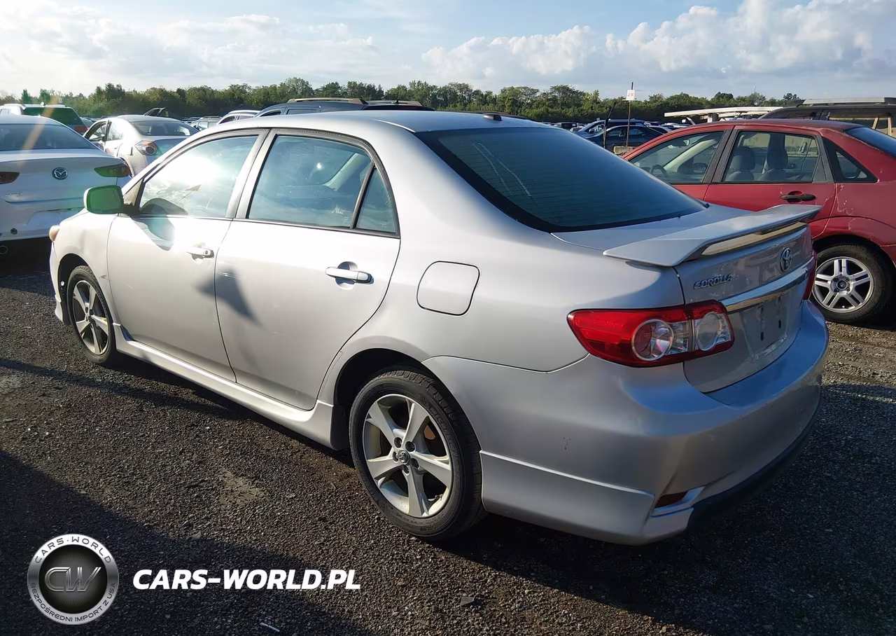 2011 Toyota Corolla S VIN:2T1BU4EE7BC739531 - 3