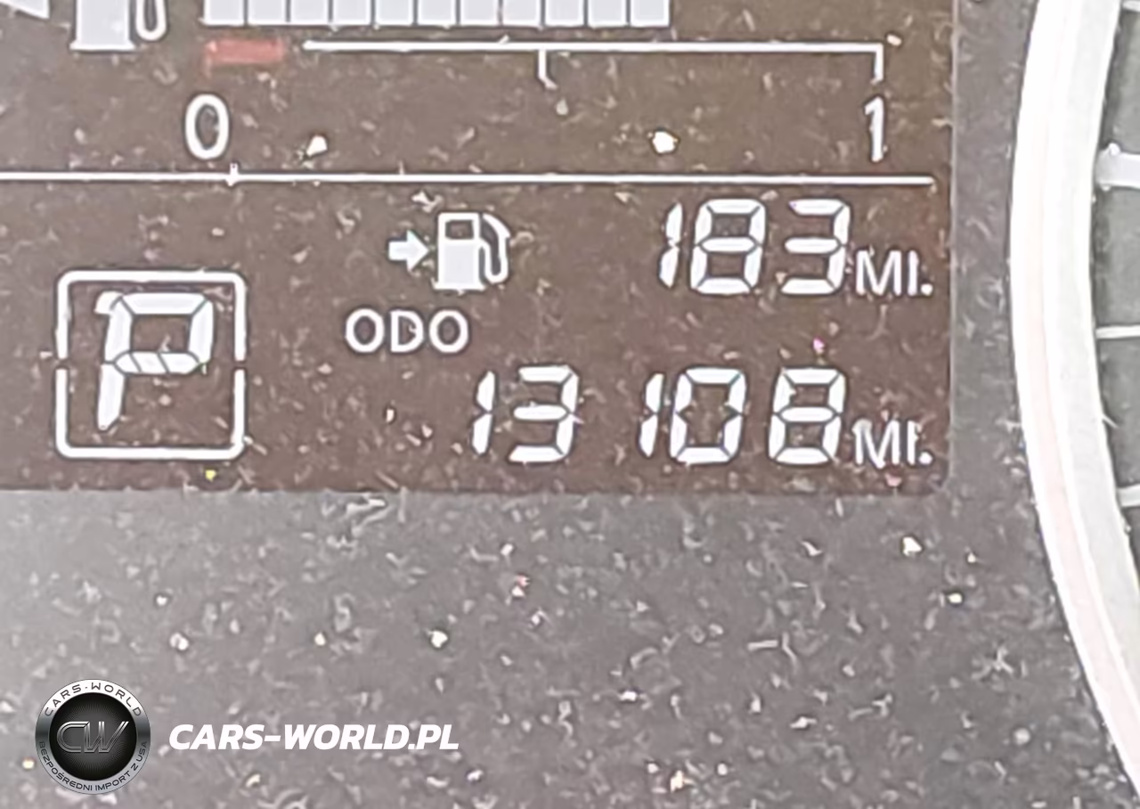 2025 Nissan Versa 1.6 S VIN:3N1CN8DV8SL847781 - 16