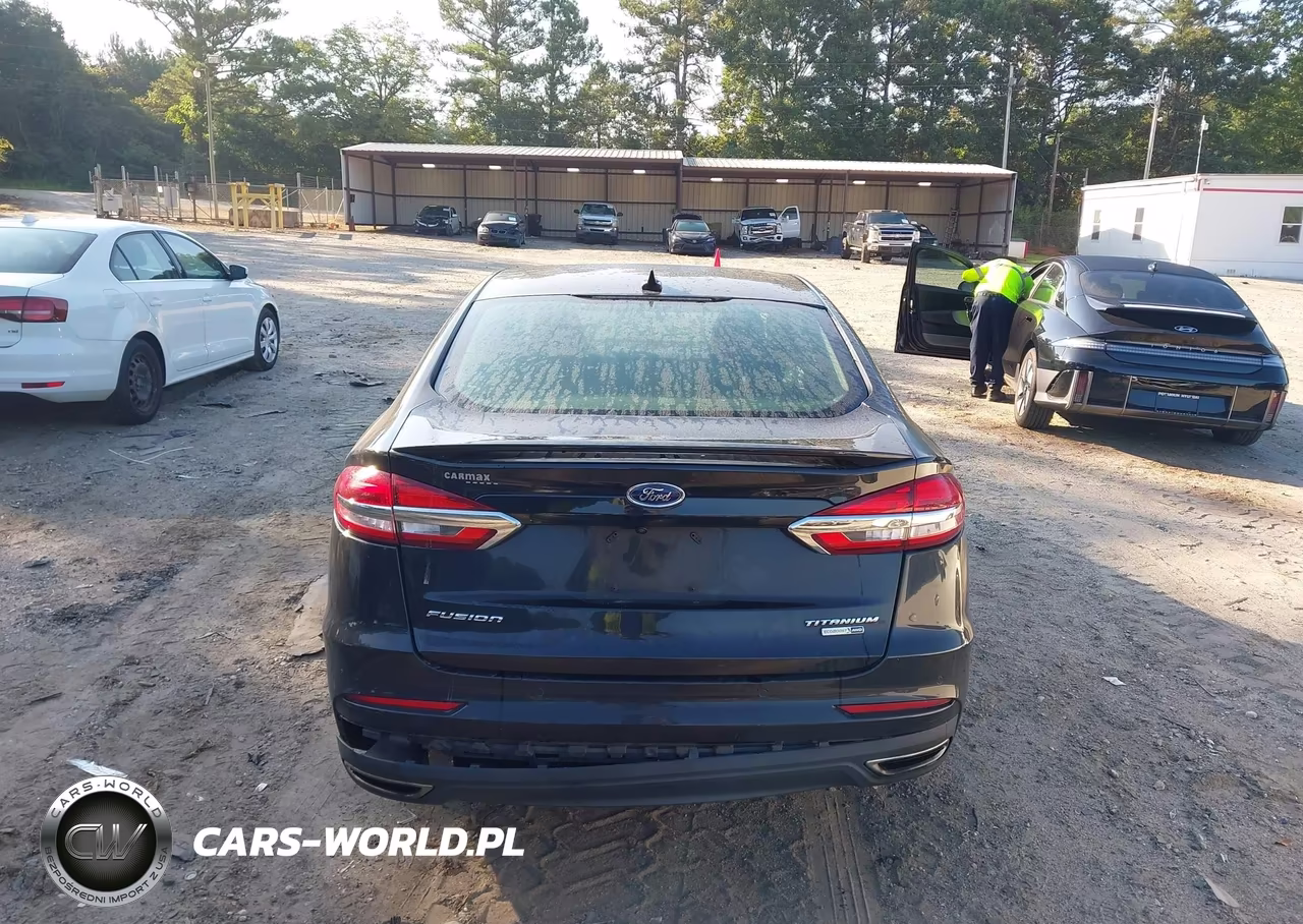 2019 Ford Fusion Titanium VIN:3FA6P0D9XKR263572 - 16
