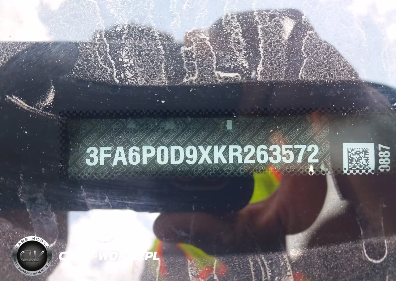 2019 Ford Fusion Titanium VIN:3FA6P0D9XKR263572 - 9