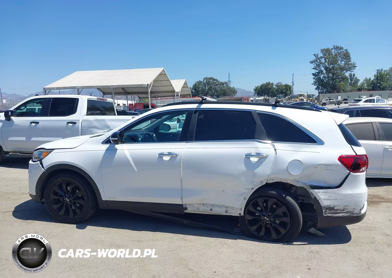 2019 Kia Sorento S V6 VIN:5XYPGDA54KG584430 - 14