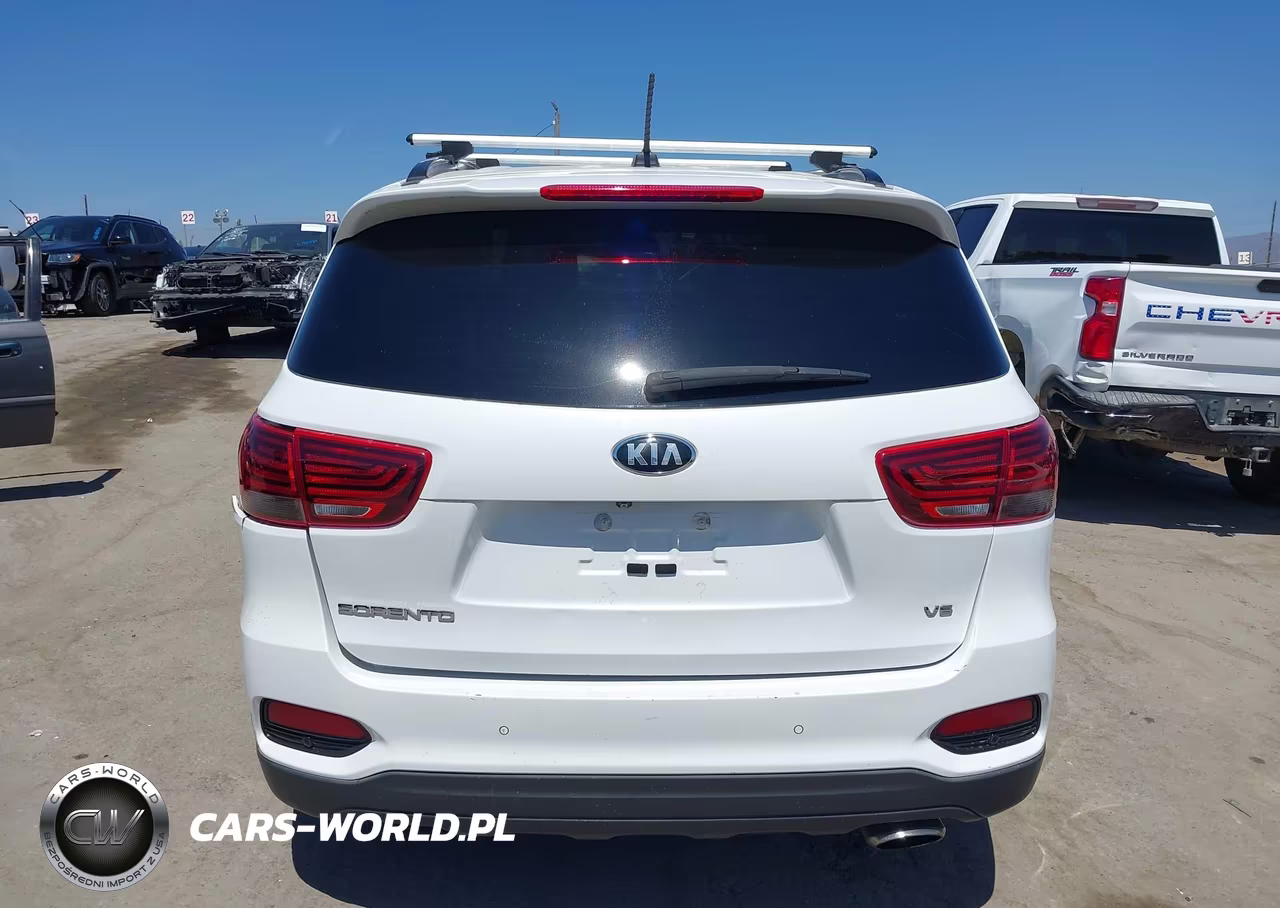 2019 Kia Sorento S V6 VIN:5XYPGDA54KG584430 - 16