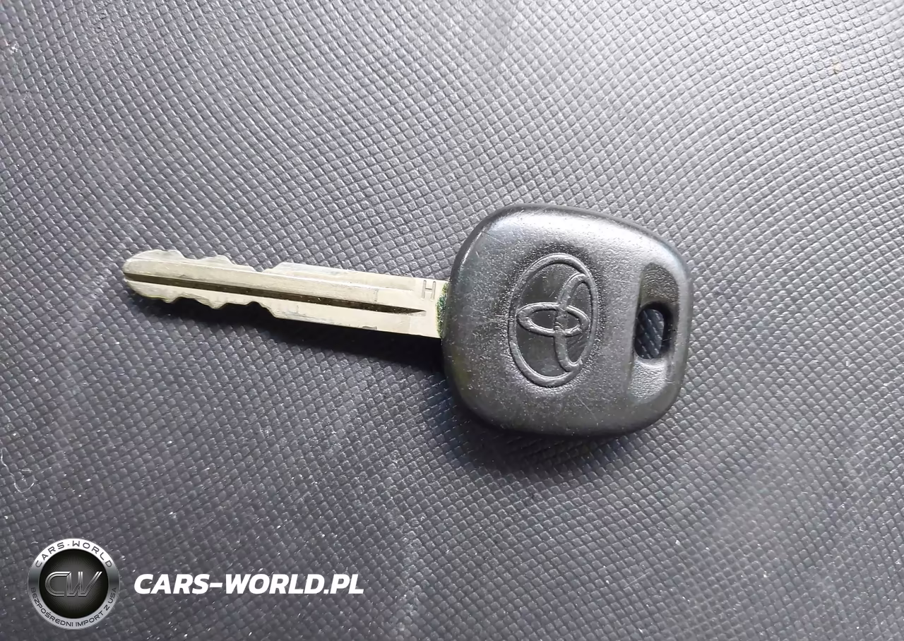 2015 Toyota Sienna Le 8 Passenger VIN:5TDKK3DCXFS535934 - 11