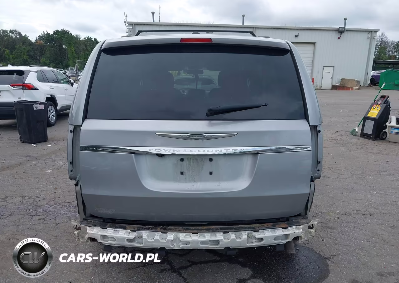 2013 Chrysler Town & Country Touring VIN:2C4RC1BG6DR661042 - 6