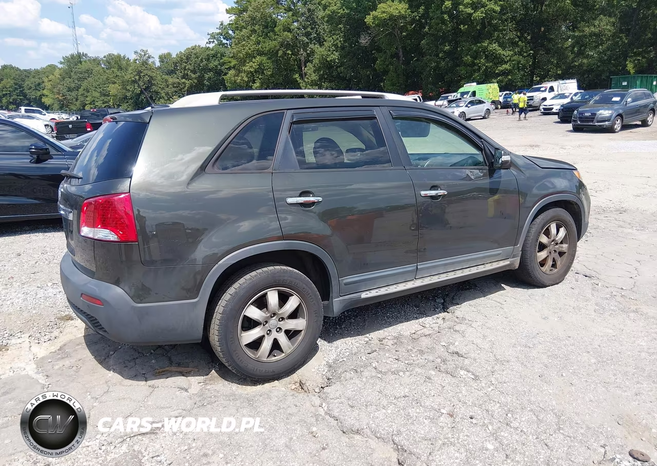 2012 Kia Sorento Lx VIN:5XYKT3A60CG295684 - 4