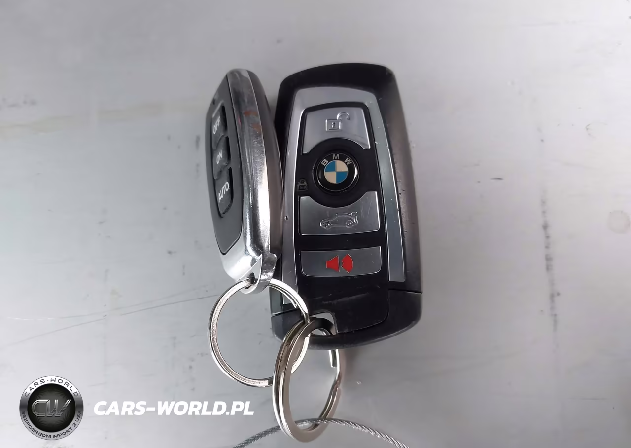 2015 BMW M4 VIN:WBS3R9C53FK332809 - 11