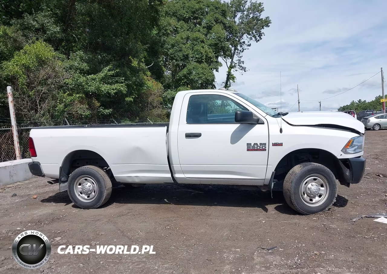 2016 Ram 2500 Tradesman VIN:3C6LR5AT4GG126299 - 13