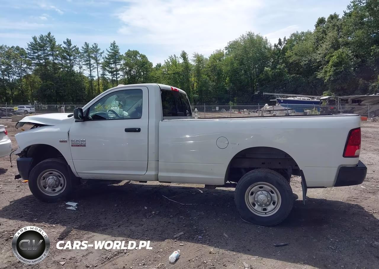 2016 Ram 2500 Tradesman VIN:3C6LR5AT4GG126299 - 14