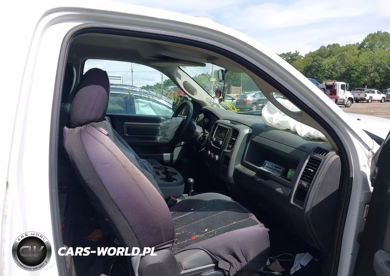 2016 Ram 2500 Tradesman VIN:3C6LR5AT4GG126299 - 5