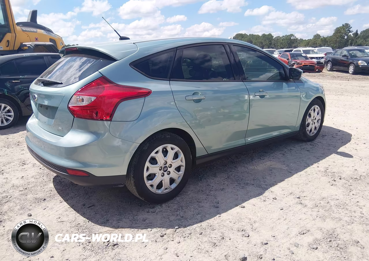 2012 Ford Focus Se VIN:1FAHP3K20CL182712 - 4
