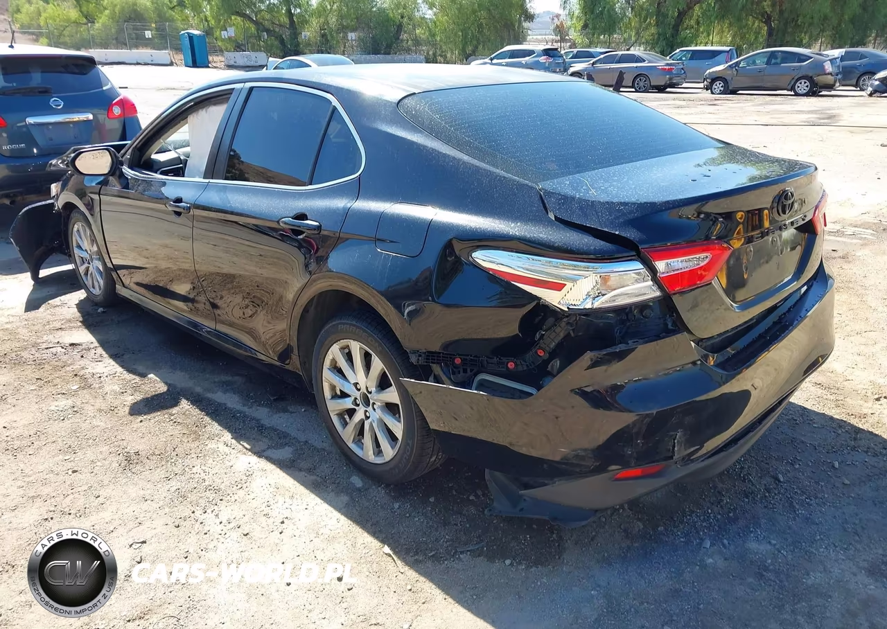 2018 Toyota Camry Le VIN:JTNB11HK6J3039737 - 3