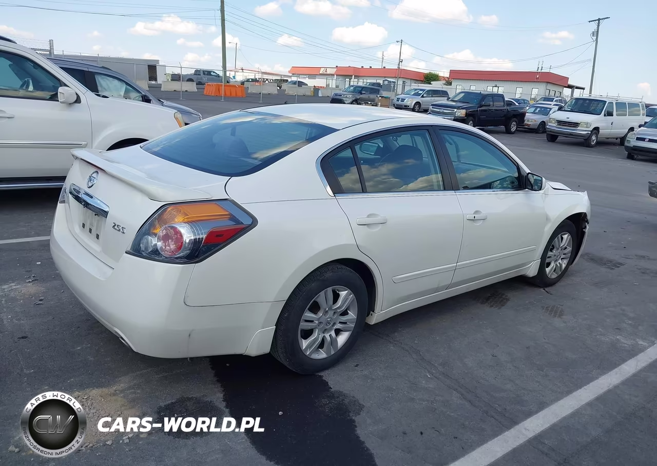 2012 Nissan Altima 2.5 S VIN:1N4AL2AP1CN573604 - 4