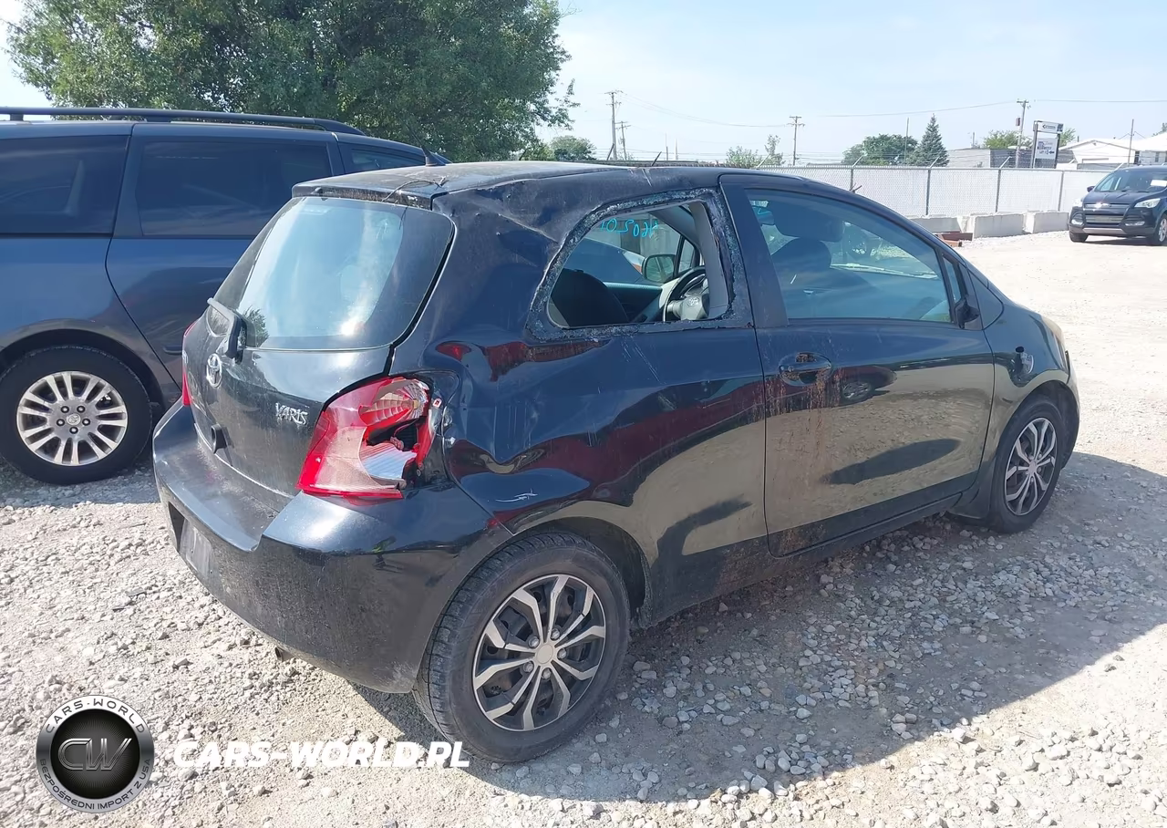 2007 Toyota Yaris VIN:JTDJT923X75084753 - 4
