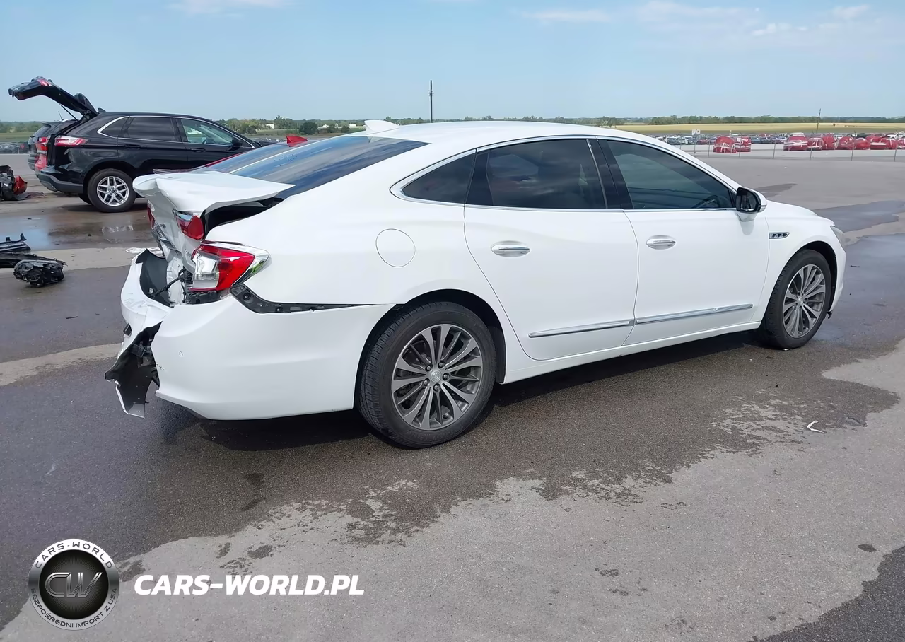 2017 Buick Lacrosse Preferred VIN:1G4ZN5SS9HU200945 - 4