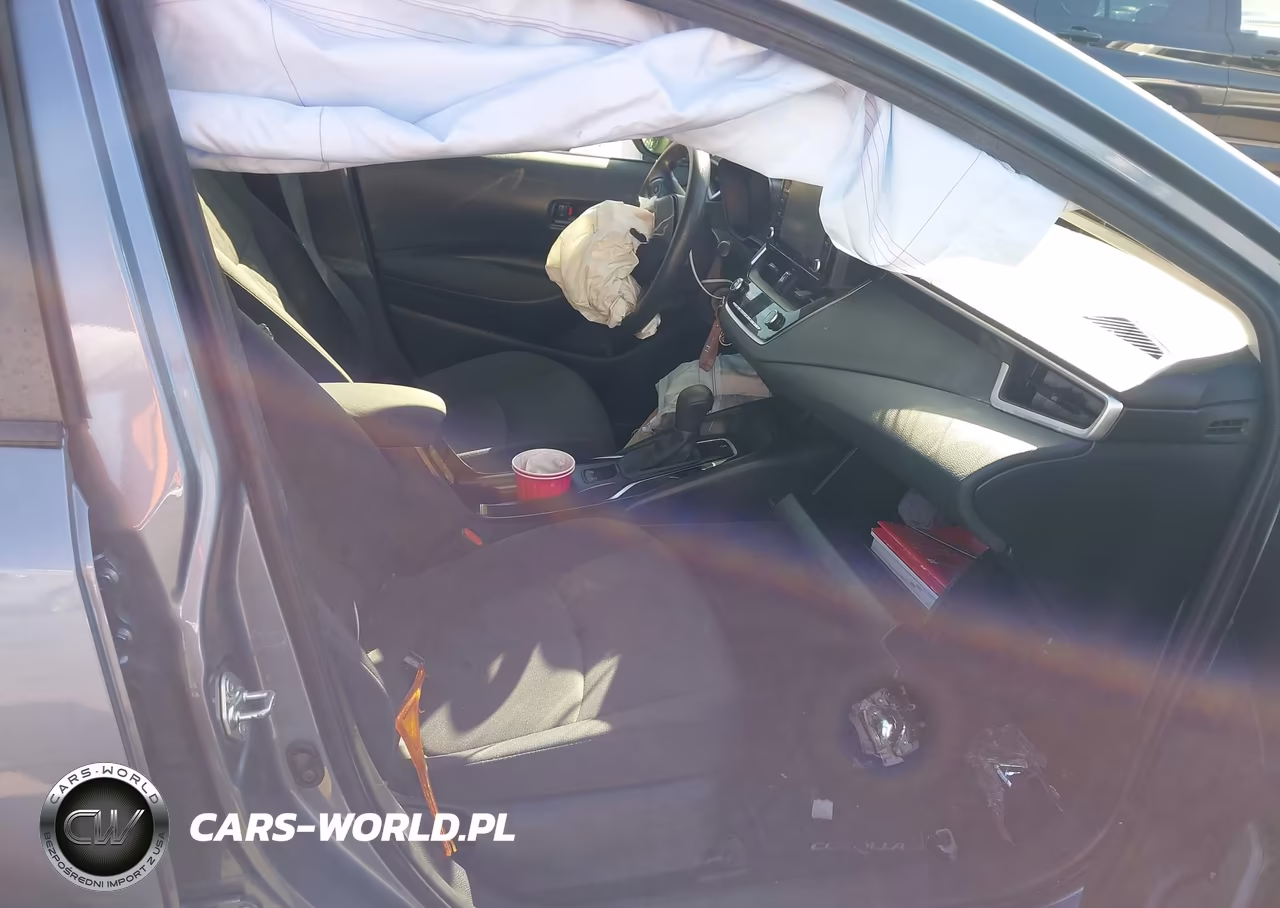 2022 Toyota Corolla Le VIN:JTDEPMAE3N3013530 - 5