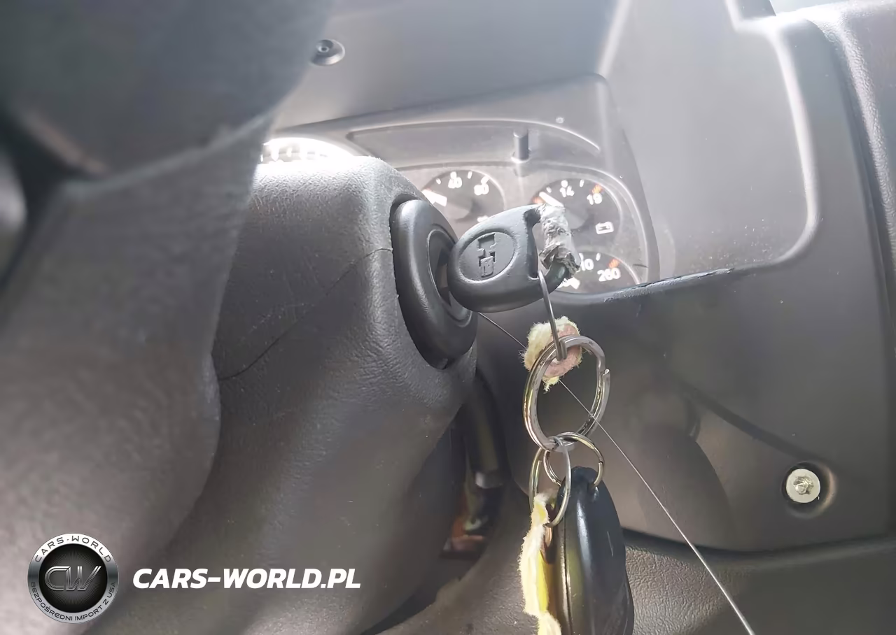 2005 Hummer H2 Suv VIN:5GRGN23U05H121225 - 11