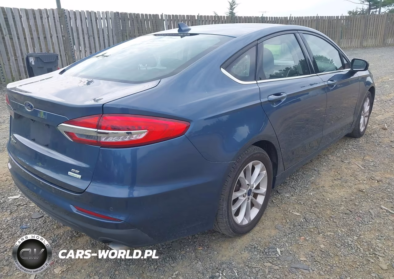 2019 Ford Fusion Se VIN:3FA6P0HD7KR250650 - 4